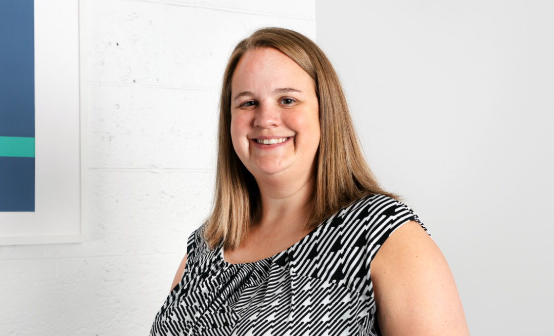 Headshot_Debbie-Hudson